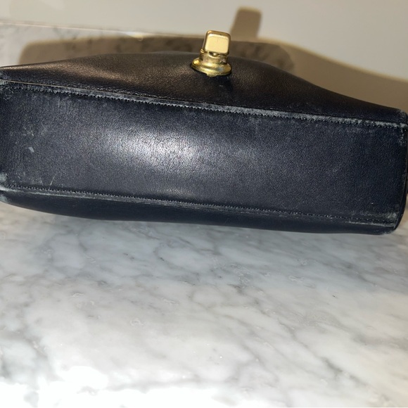 Coach Vintage Leather Black Crossbody Bag - Picture 5 of 9
